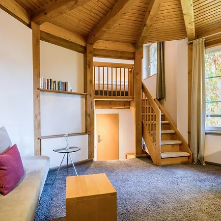 Romantischer Seegasthof & Altes Zollhaus Feldberg in Mecklenburg