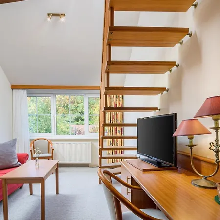 Romantischer Seegasthof & Altes Zollhaus Feldberg in Mecklenburg