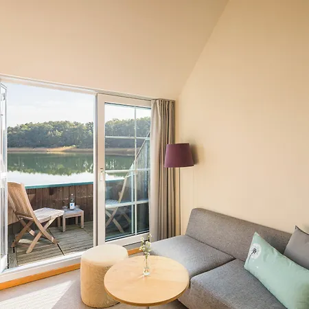 Romantischer Seegasthof & Altes Zollhaus Hotel Feldberger Seenlandschaft
