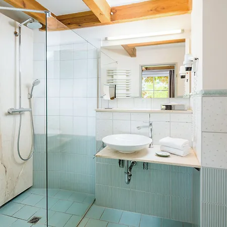 Romantischer Seegasthof & Altes Zollhaus 3*